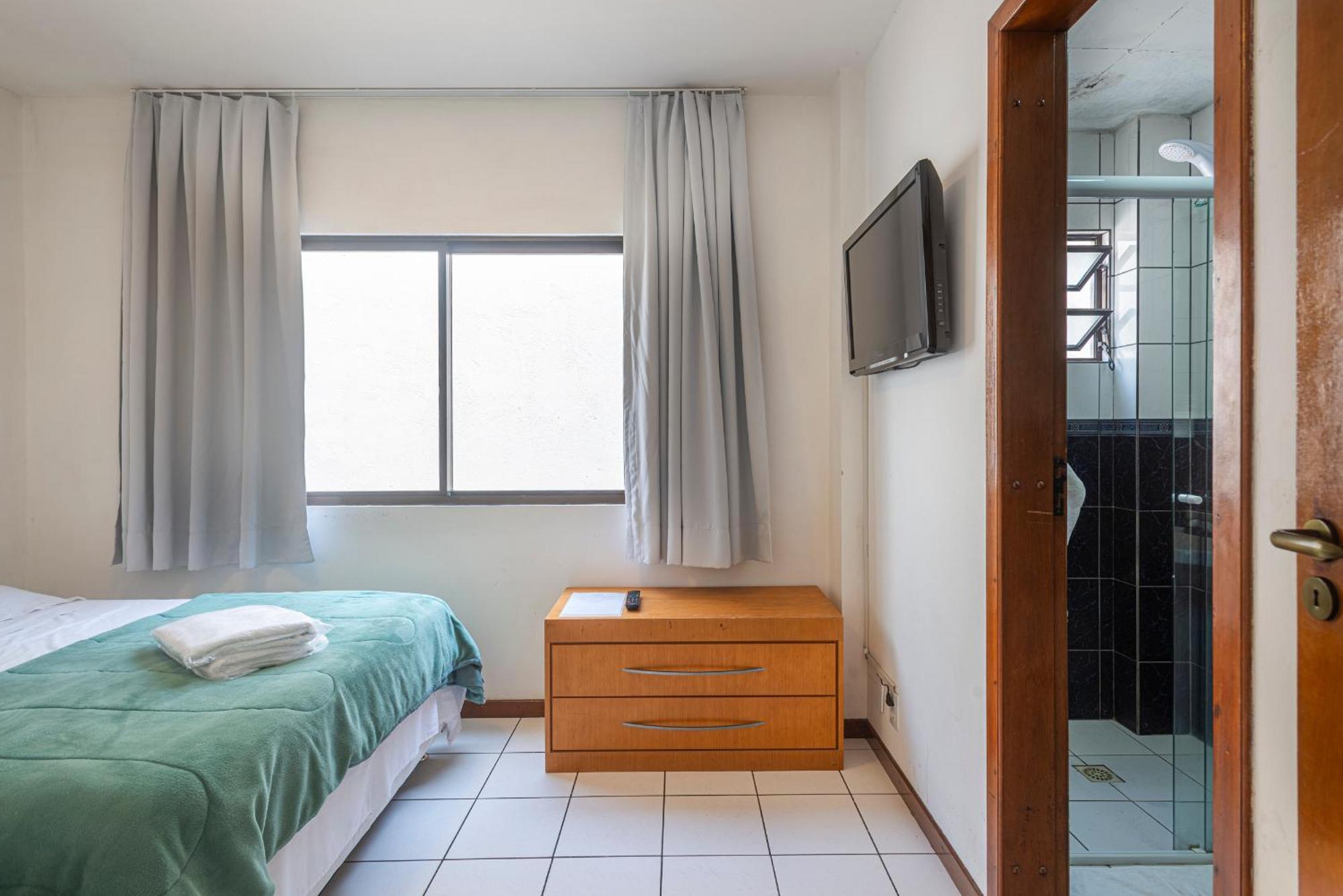 102 2 Quartos Apartamento Balneario Camboriu